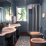 Very Cozy, Comfortable Lanthana On 2 Floors, Independent