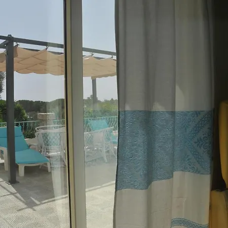 Very Cozy, Comfortable Lanthana On 2 Floors, Independent * Bari Sardo