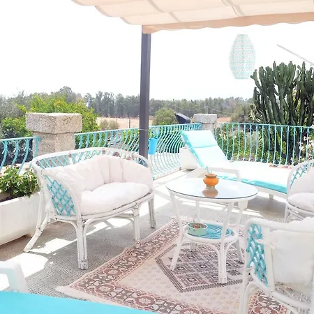 Very Cozy, Comfortable Lanthana On 2 Floors, Independent Bari Sardo